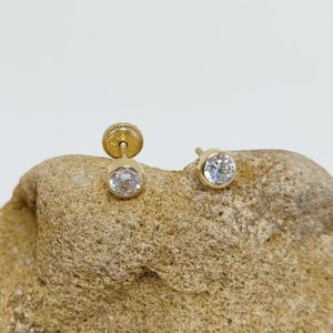 Pendientes Oro Amarillo Chatón 4 mm