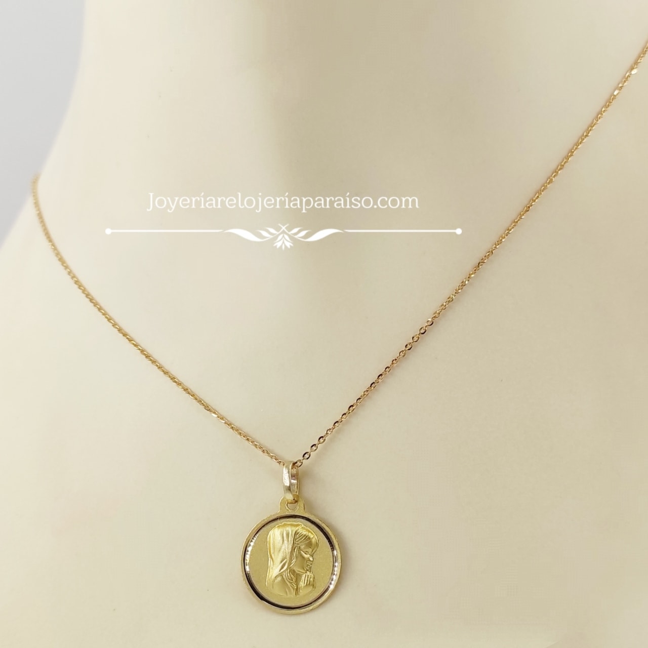 Cadena de Oro y Medalla Virgen Niña ,Redonda Lisa » Joyería Relojería Paraíso