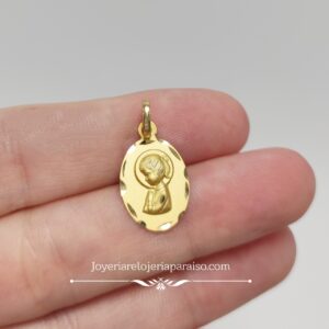 Conjunto Cadena de Oro y Medalla Virgen Niña ,Ovalada » Joyería Paraíso